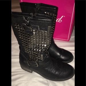 Wanted Motor Boots Size 9